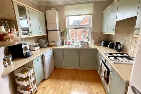 2 bedroom property for sale, Cranfield Avenue, Wimborne