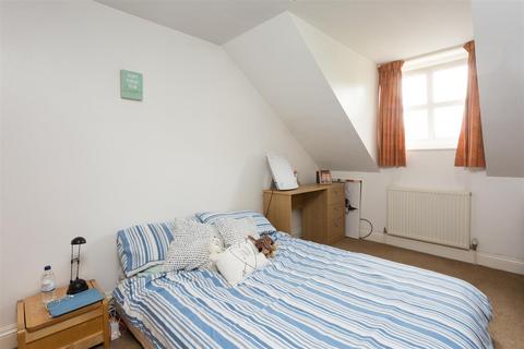 2 bedroom detached house to rent, St Gregorys Mews Tanner Row York