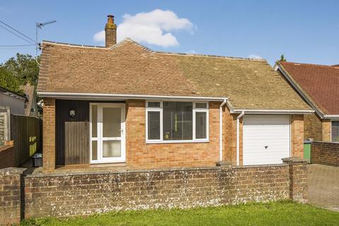 2 bedroom detached bungalow for sale, Aerodrome Road, Hawkinge