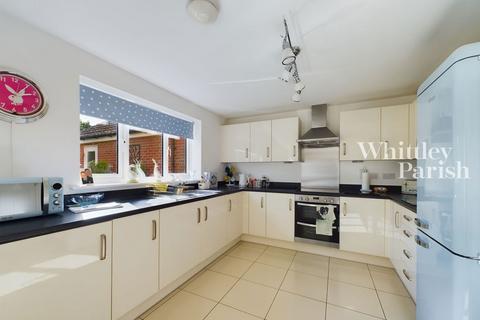 4 bedroom detached house for sale, Jermyn Way, Tharston, Norwich