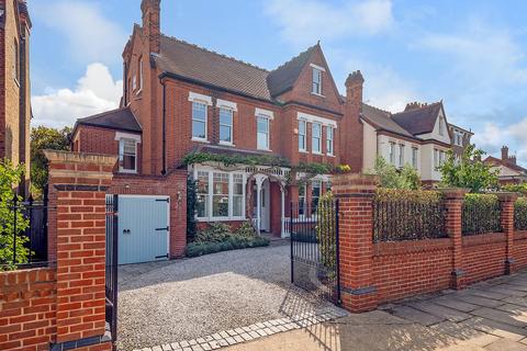 6 bedroom detached house for sale, Ailsa Road, Twickenham, TW1