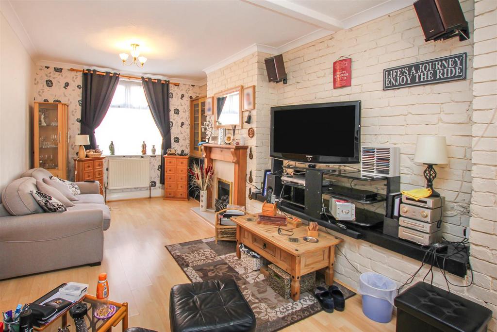 Sitting/Dining Room