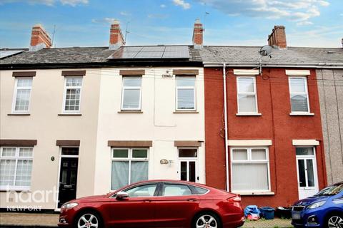 3 bedroom terraced house to rent, Liscombe Street, Newport