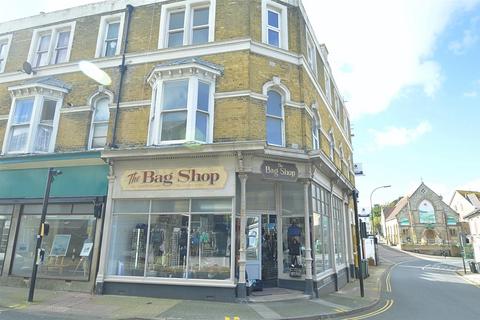 1 bedroom flat for sale, NEWLY RENOVATED * SHANKLIN