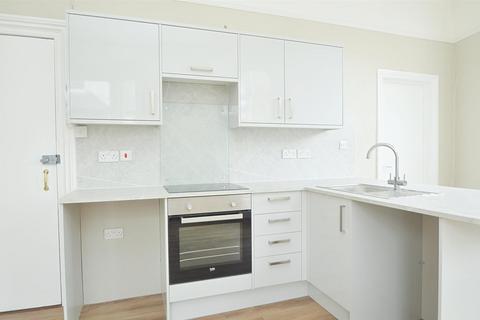 1 bedroom flat for sale, NEWLY RENOVATED * SHANKLIN