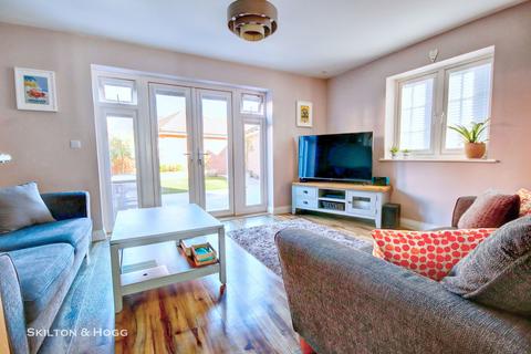 32 Cartmel Road, Daventry, NN11 2PP