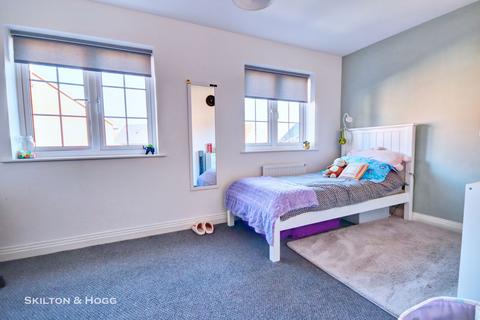 32 Cartmel Road, Daventry, NN11 2PP