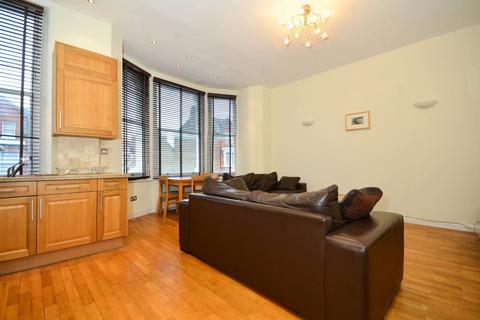 2 bedroom flat to rent, Plympton Road, Kilburn, London, NW6