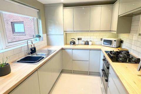 2 bedroom apartment for sale, 1 Sycamore Court, 12 Bowlas Avenue, Four Oaks, Sutton Coldfield