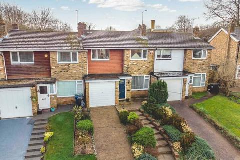 3 bedroom terraced house for sale, Hillside Close, ., Chalfont St. Giles, Buckinghamshire, HP8 4JN