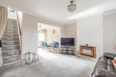 3 bedroom terraced house for sale, Hillside Close, ., Chalfont St. Giles, Buckinghamshire, HP8 4JN