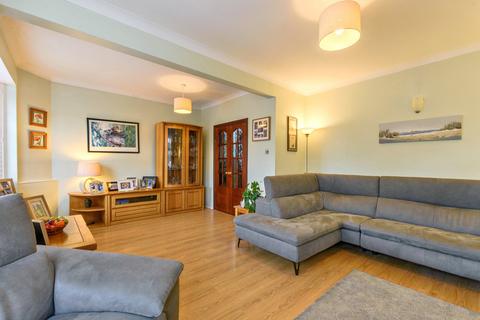 213 Burnt Oak Lane, Sidcup, DA15 9DQ