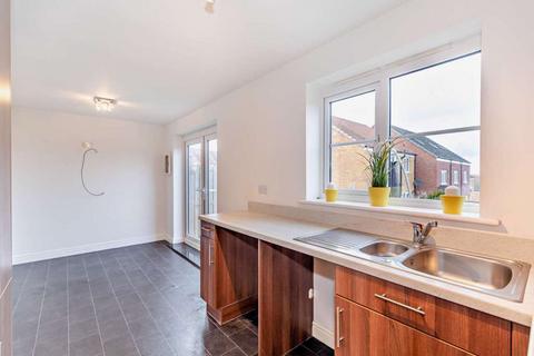 4 bedroom detached house for sale, Castleford WF10