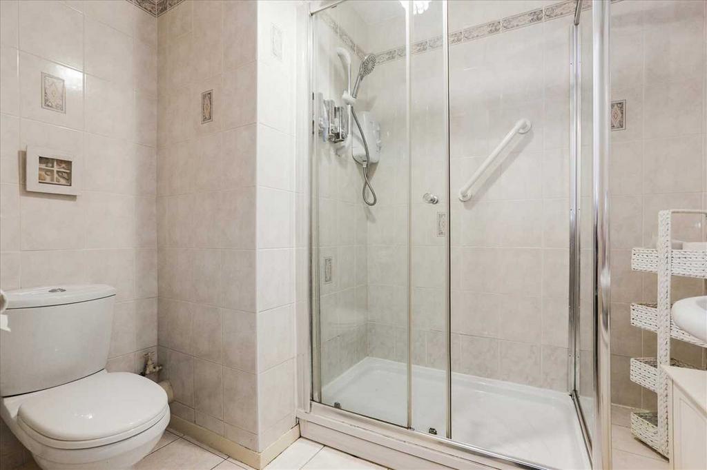 Shower Room (1)