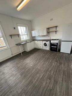 2 bedroom flat to rent, 2 Bedroom Flat For Rent in Green Lanes, N4