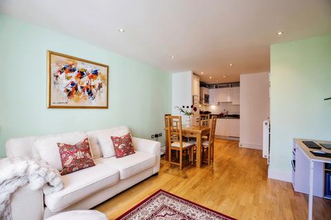 1 bedroom flat to rent, Dowells Street London SE10