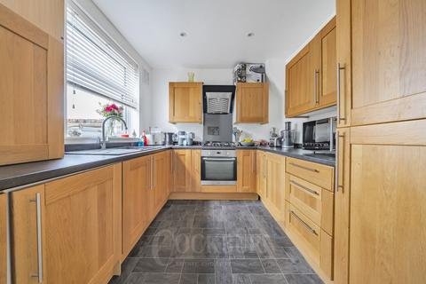 4 Horley Road, London, SE9 4LF