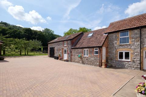 2 bedroom cottage to rent, Bath Road, Langford