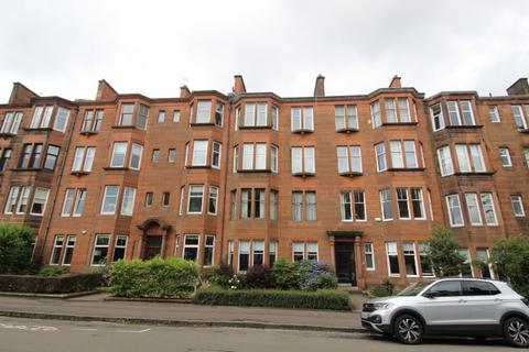 2 bedroom flat to rent, 57 Randolph Road 3/2 Broomhill G11 7JJ