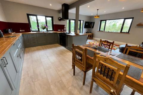 4 bedroom detached house for sale, Capel Dewi, Capel Dewi Llandysul SA44