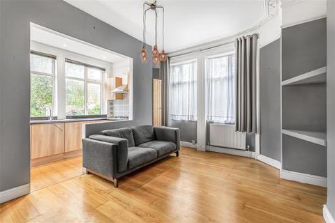 1 bedroom flat for sale, Farnan Road, SW16