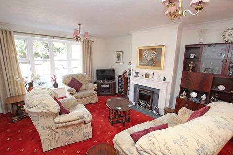 3 bedroom terraced house for sale, Sheraton Close, Eastbourne, BN21 4HQ