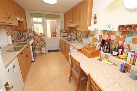 3 bedroom terraced house for sale, Sheraton Close, Eastbourne, BN21 4HQ