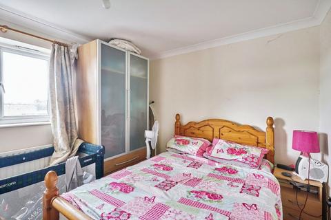 10 Harrow Road, Feltham, TW14 8RT