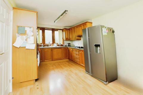 4 Brindley Close, Sheffield, S8 8PX