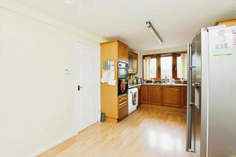4 Brindley Close, Sheffield, S8 8PX