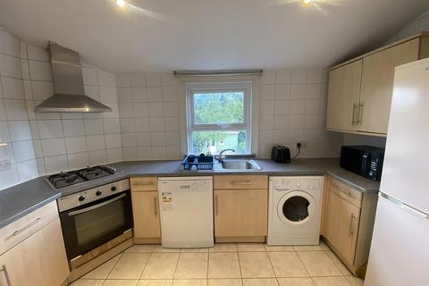 3 bedroom maisonette to rent, Sunningfields Road, Hendon, London