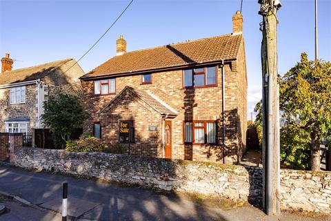 4 bedroom detached house for sale, East Street, Hibaldstow