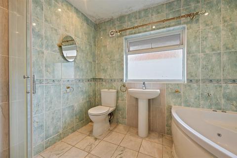 27 Banstead Road South, Sutton, SM2 5LF