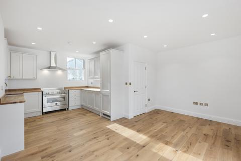 2 bedroom apartment for sale, Holloway Road, London, N7