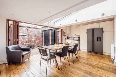 9 Belmont Road, Exeter, EX1 2HF