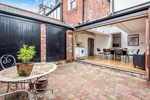 9 Belmont Road, Exeter, EX1 2HF