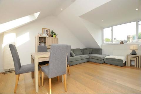 3 bedroom apartment for sale, Drayton Park, Highbury, N5