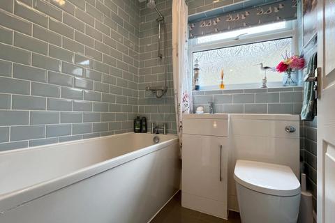 36 Brixham Drive, Wigston, LE18 1BH