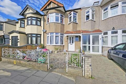 3 bedroom terraced house to rent, Eton Road, Ilford, Essex, IG1