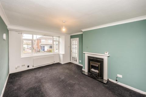 3 bedroom semi-detached house for sale, Derwent Drive, Huddersfield HD5