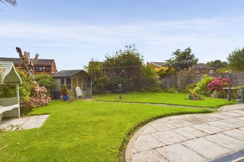 2 bedroom detached bungalow for sale, Warpers Moss Lane, Burscough, L40 4AQ