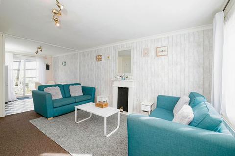 16 Ellis Close, Hayle, TR27 4SA