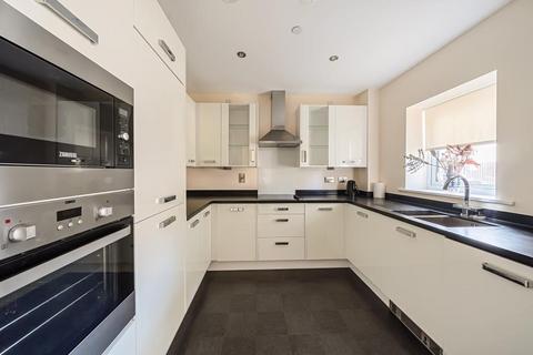 2 bedroom retirement property for sale, Banbury,  Oxfordshire,  OX16