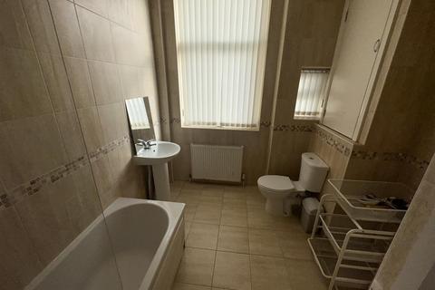 1 bedroom apartment to rent, South Road, Waterloo, Merseyside