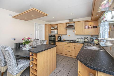 8 Beauly Crescent, Dunfermline, KY11 8GW