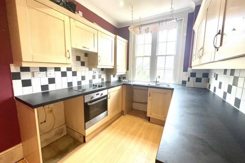 2 bedroom flat to rent, Park Approach, Fareham PO17