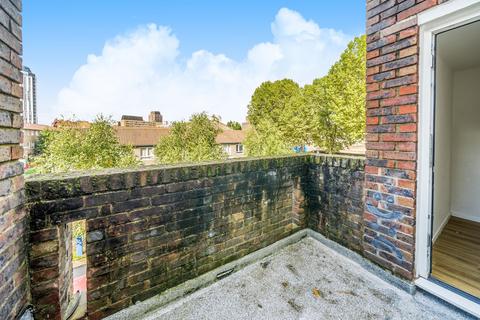 3 bedroom terraced house to rent, Groome House, Black Prince Road, SE11