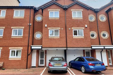 3 bedroom townhouse for sale, Dolphin Quays, Clive Street, North Shields, Tyne and Wear, NE29 6HJ