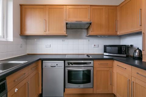 16/13 Balfour Place, Edinburgh, EH6 5DW