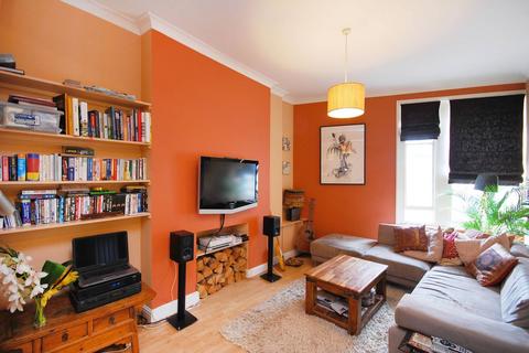 1 bedroom flat to rent, Balham High Road, Balham, London, SW12